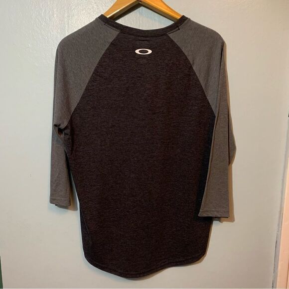 NWT Oakley 3/4 Long Sleeve TShirt Large - Picture 5 of 5